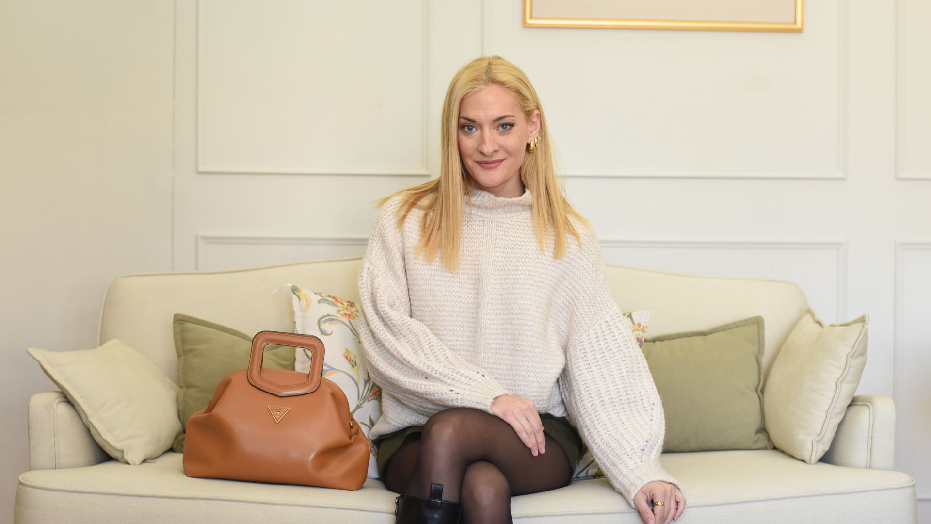 Τι έχεις μέσα στην τσάντα σου, Ναταλία Αργυράκη; 1