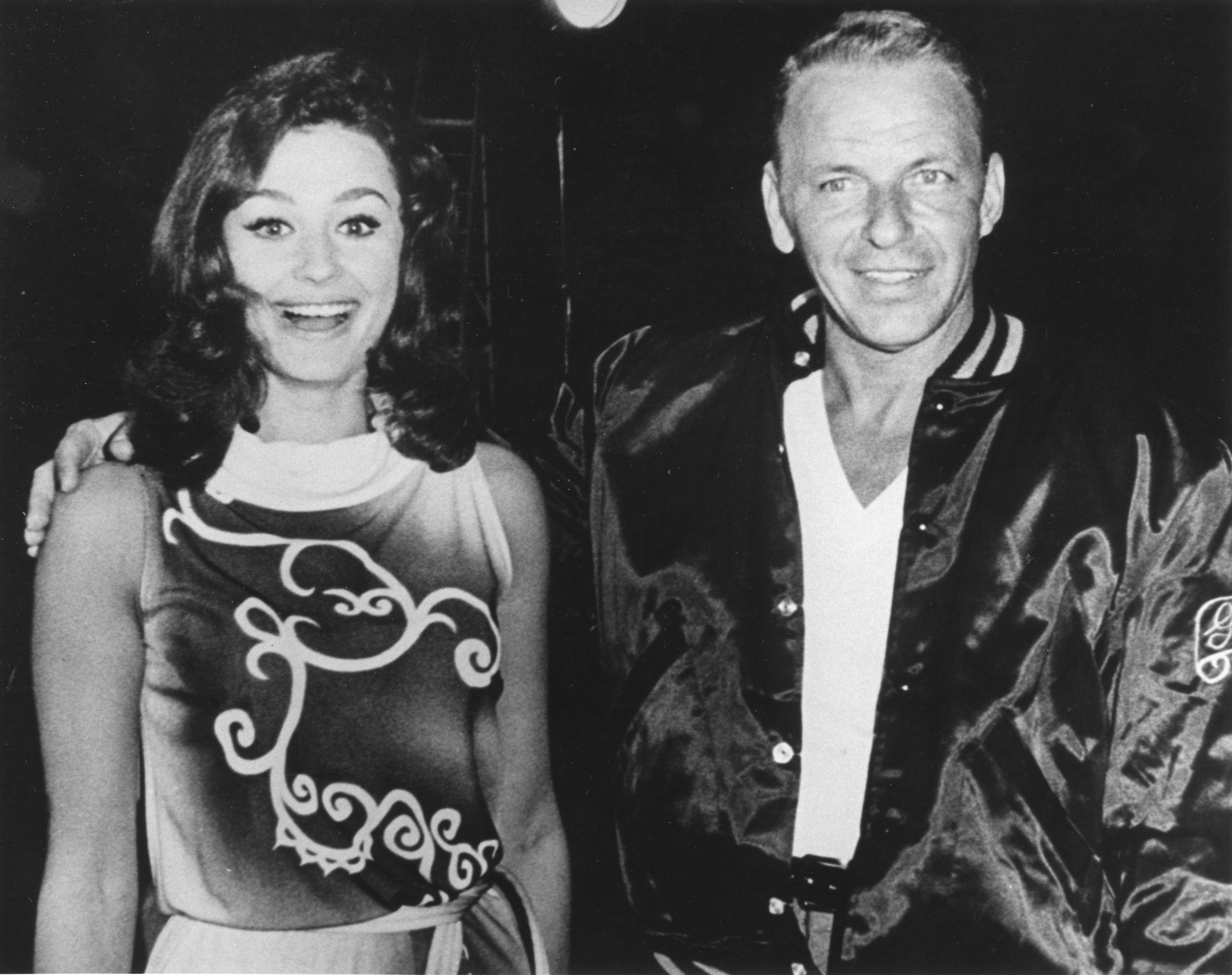 Ραφαέλα Καρά- Φρανκ Σινάτρα: Η αλήθεια για τον «κρυφό» δεσμό τους  2