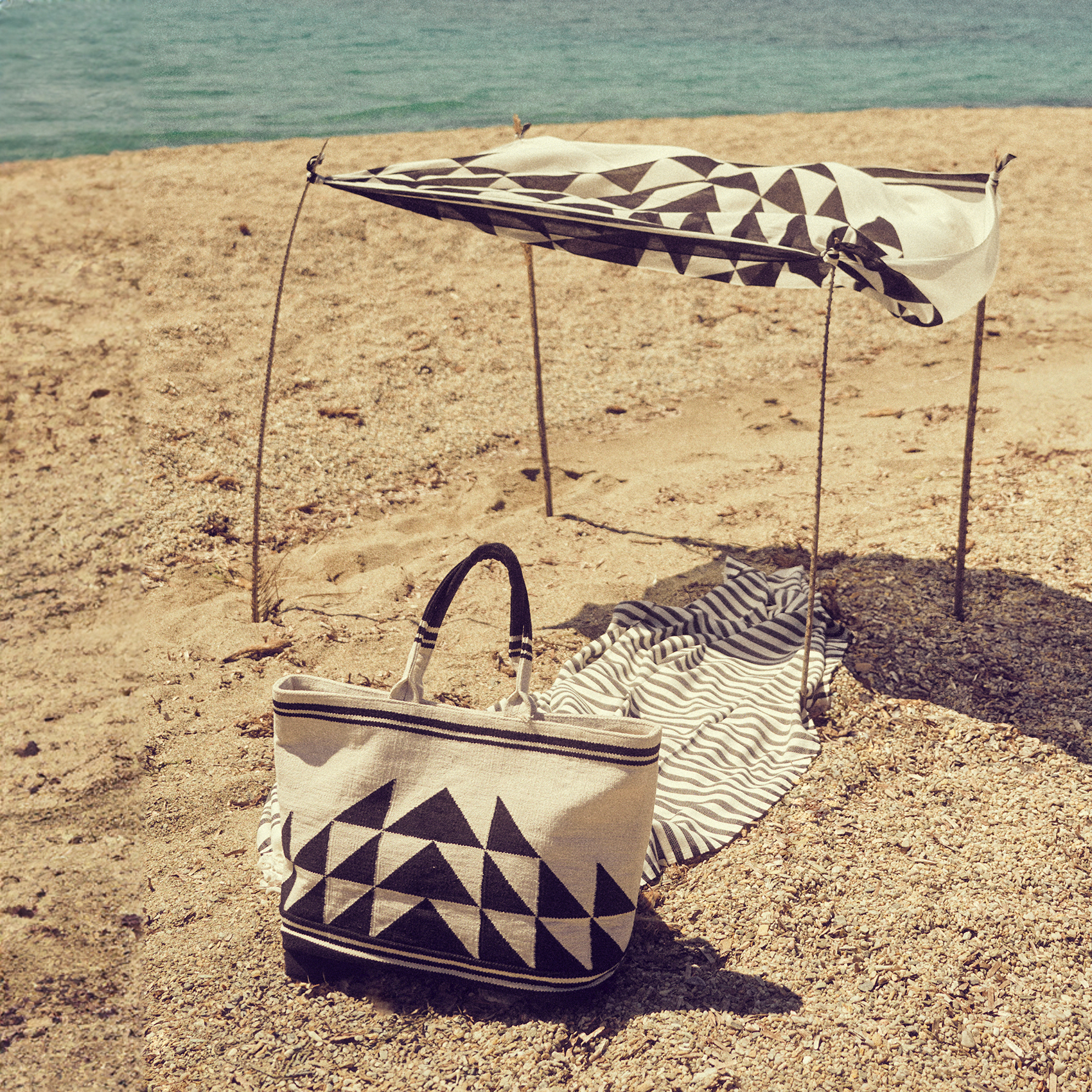 Sea You Soon: Γιορτάζει 10 χρόνια με μια μοναδική συλλογή summer essentials 6