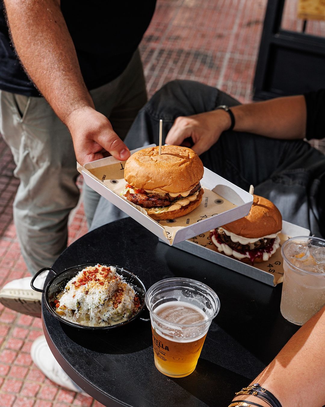 Μικρά μαγαζιά – μεγάλες γεύσεις: Πού θα φας τα καλύτερα πιάτα, μέσα σε λίγα τετραγωνικά 3