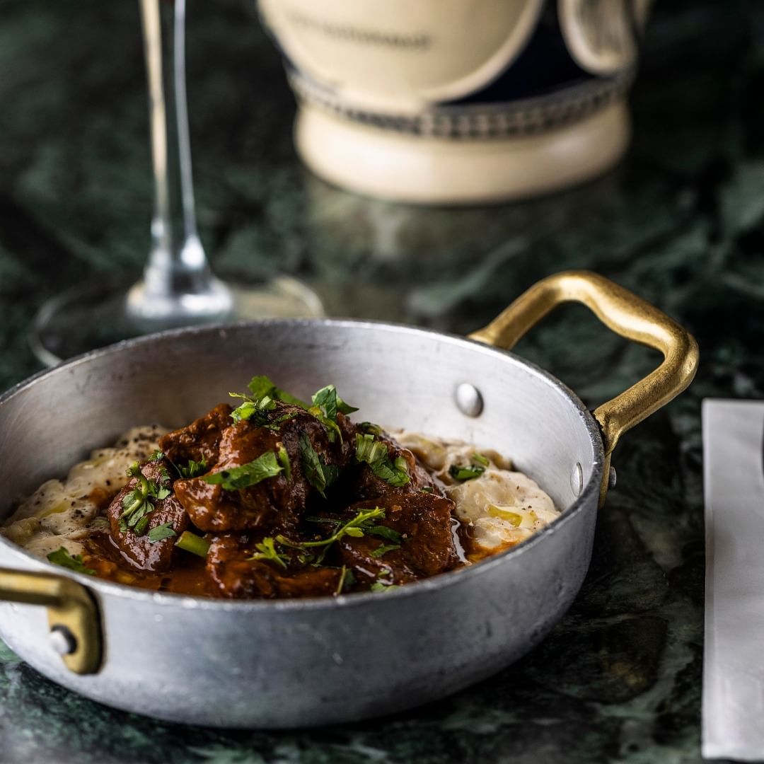 Έρχεται κρύο: 5 μαγαζιά της Αθήνας για ζεστή (και γιορτινή) ατμόσφαιρα 5