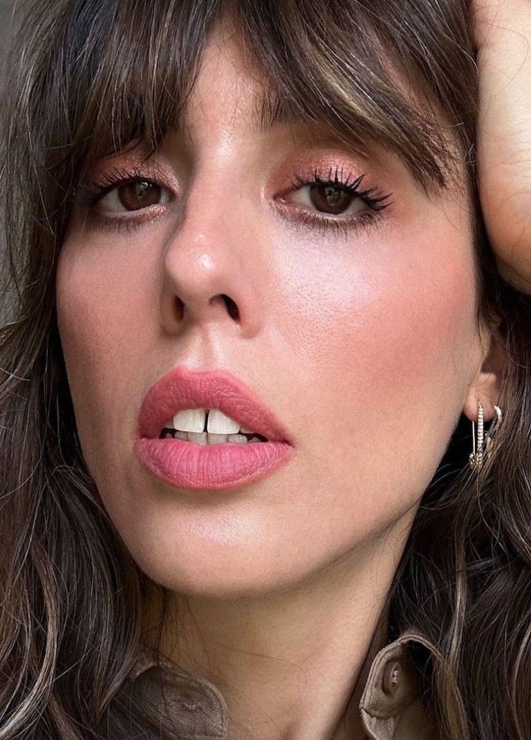 Με αυτό το makeup tip θα επαναφέρετε τη φρεσκάδα στο πρόσωπό σας 2