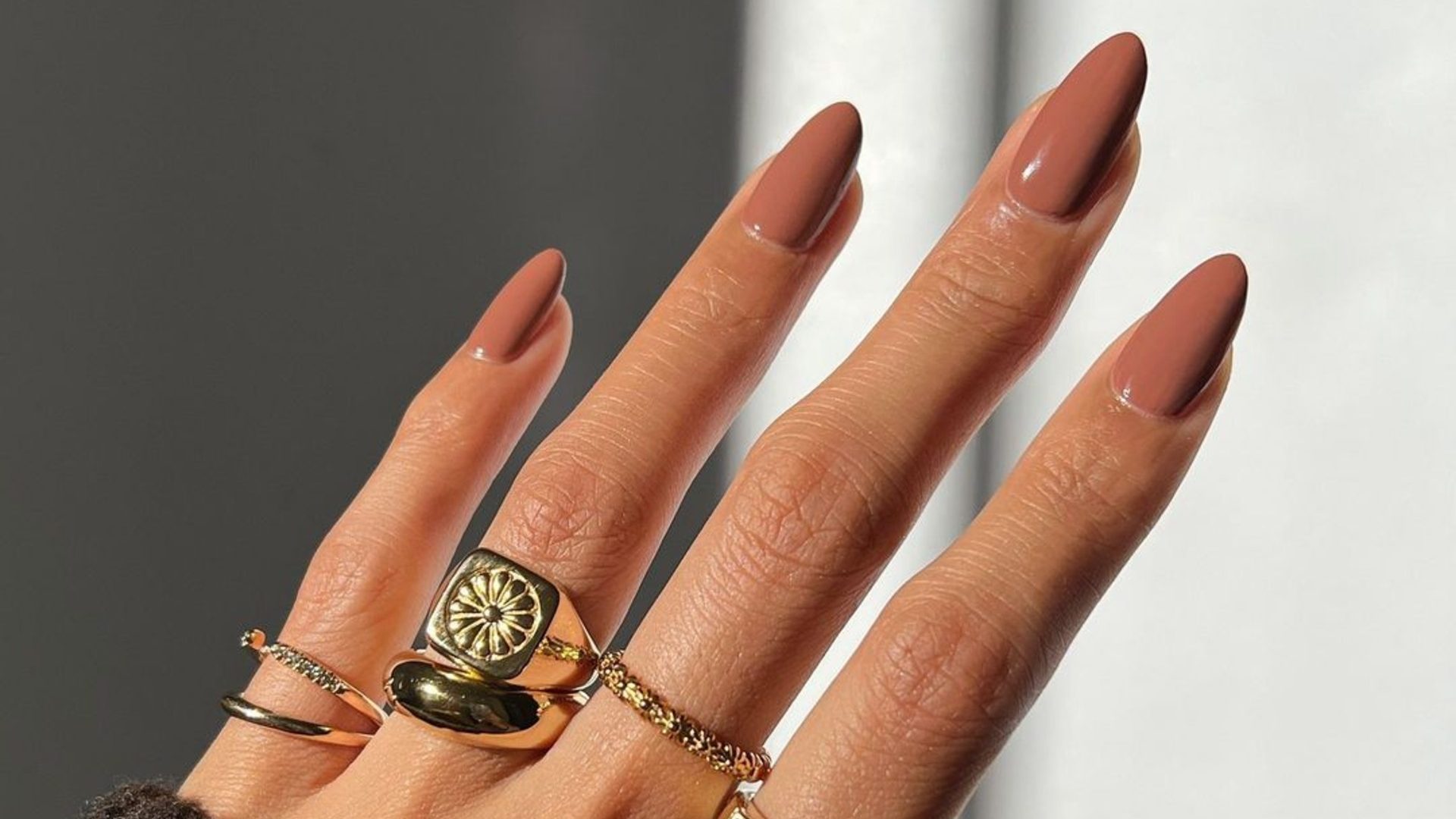 Αυτό είναι το «γλυκό» nail trend που θα υιοθετήσετε τον φετινό χειμώνα 1