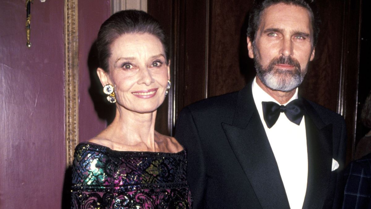 Audrey Hepburn: Οι άτυχοι γάμοι και ο «άγνωστος» μεγάλος έρωτας της αξέχαστης ηθοποιού