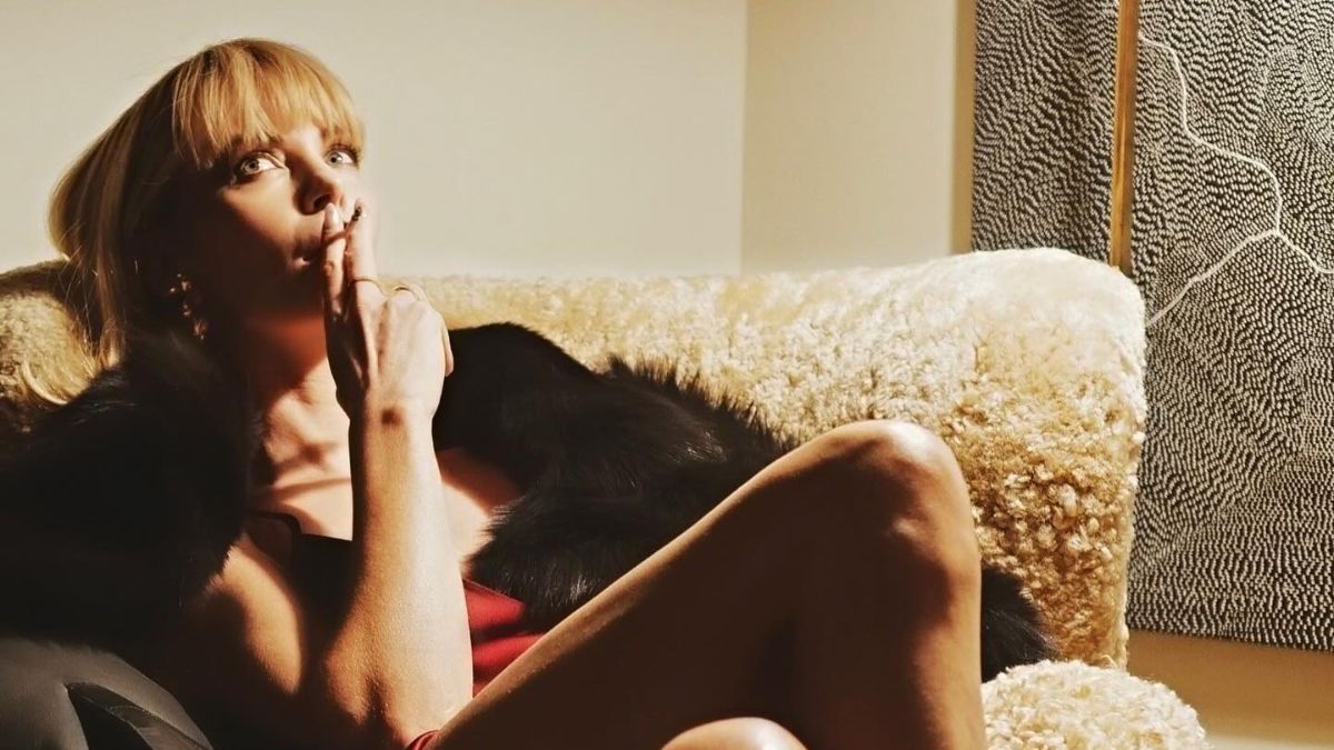 Charlize Theron: Μεταμορφώθηκε σε Michelle Pfeiffer από το Scarface και άφησε άφωνους τους πάντες 1