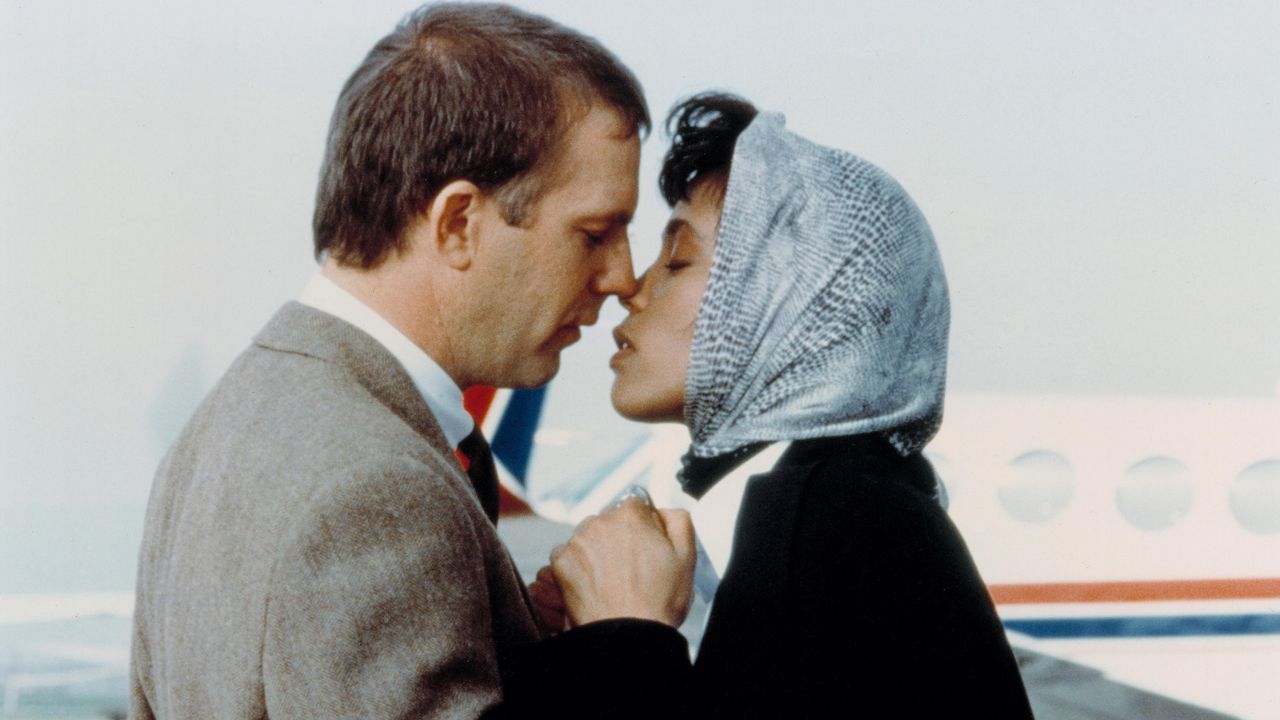 Whitney Houston: Η εξομολόγηση από τον σωματοφύλακα της – «Μπήκα στον πειρασμό να τα παρατήσω όλα για εκείνη» 1