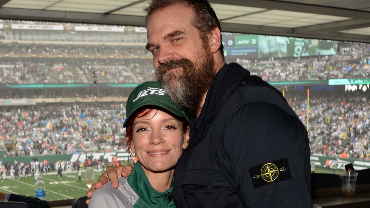 Η Lily Allen χώρισε με τον David Harbour κι επέστρεψε στα dating apps 1