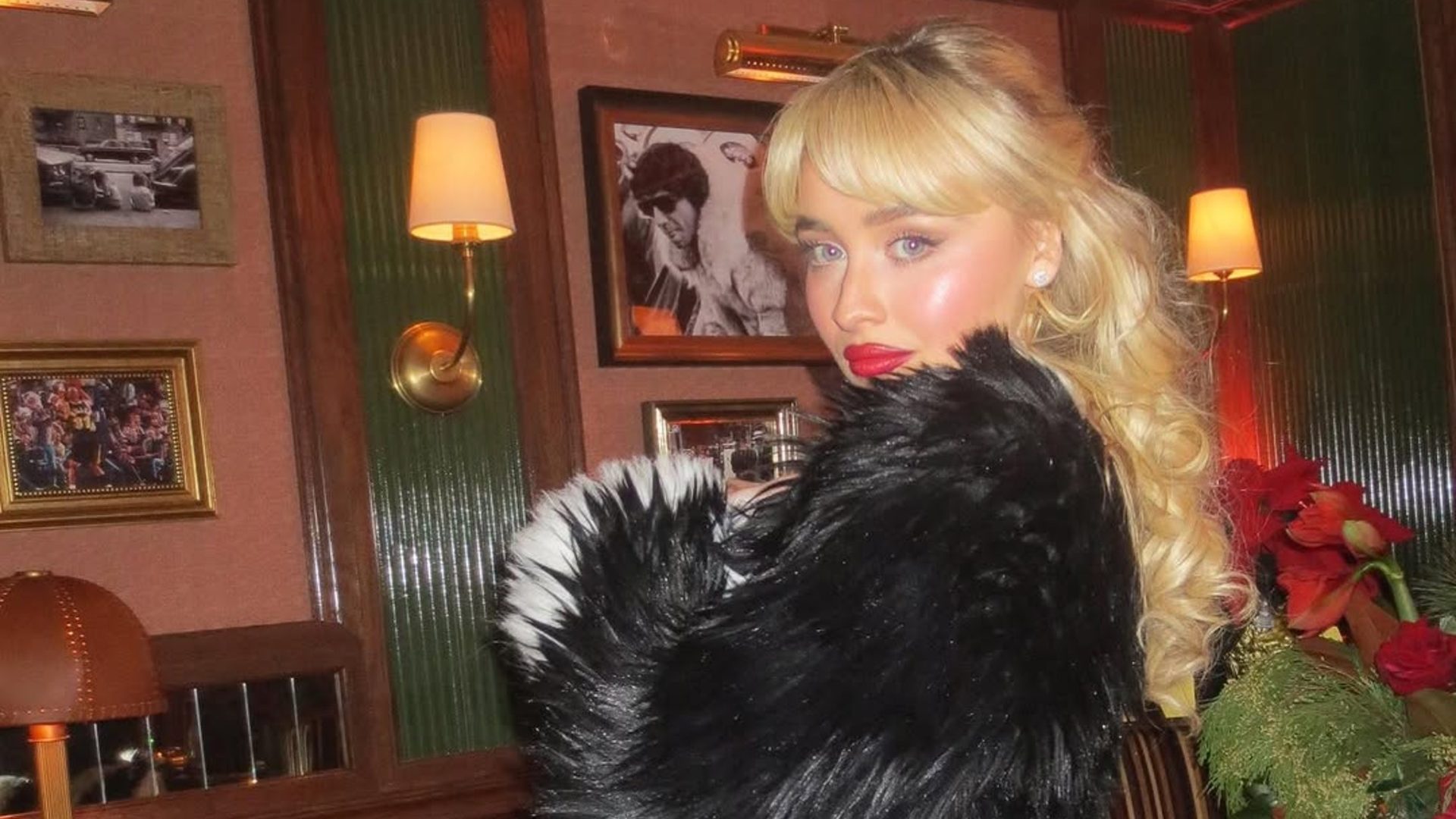 Το makeup look της Sabrina Carpenter είναι έμπνευση για τις γιορτινές εμφανίσεις του μήνα 1