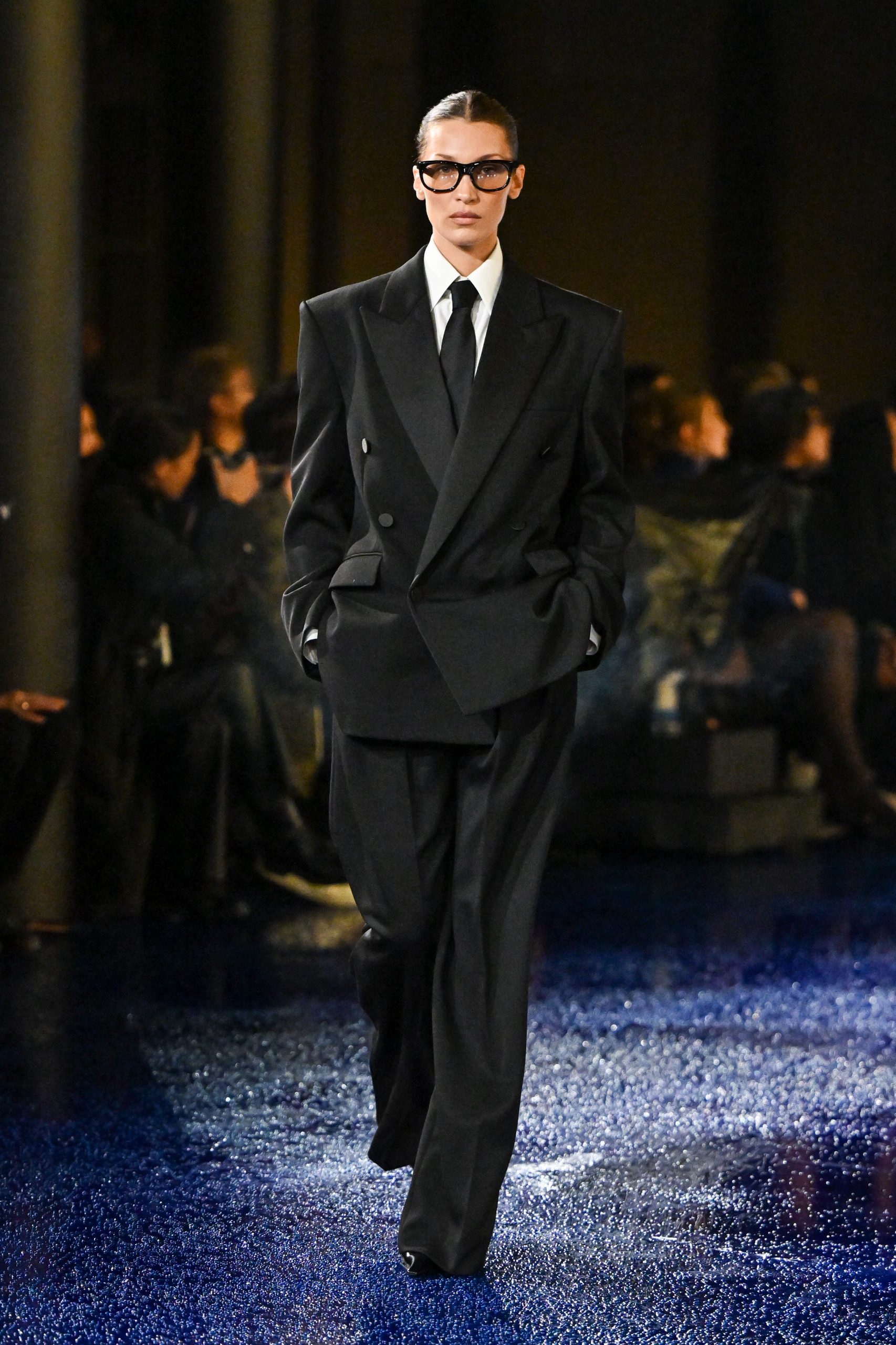 Saint Laurent: H υπέροχη συλλογή και ο λόγος που ξαφνικά το ενδιαφέρον στρέφεται στο menswear 2