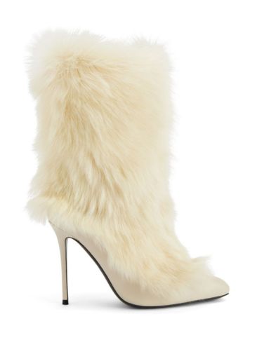 Fur Boots: Το απόλυτο trend του xειμώνα 8