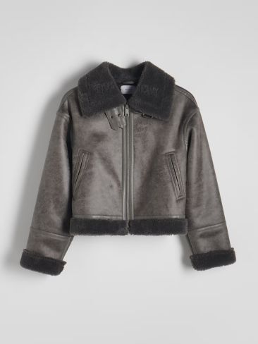Shearling leather jacket: Το πιο «καυτό» trend του φετινού χειμώνα 6