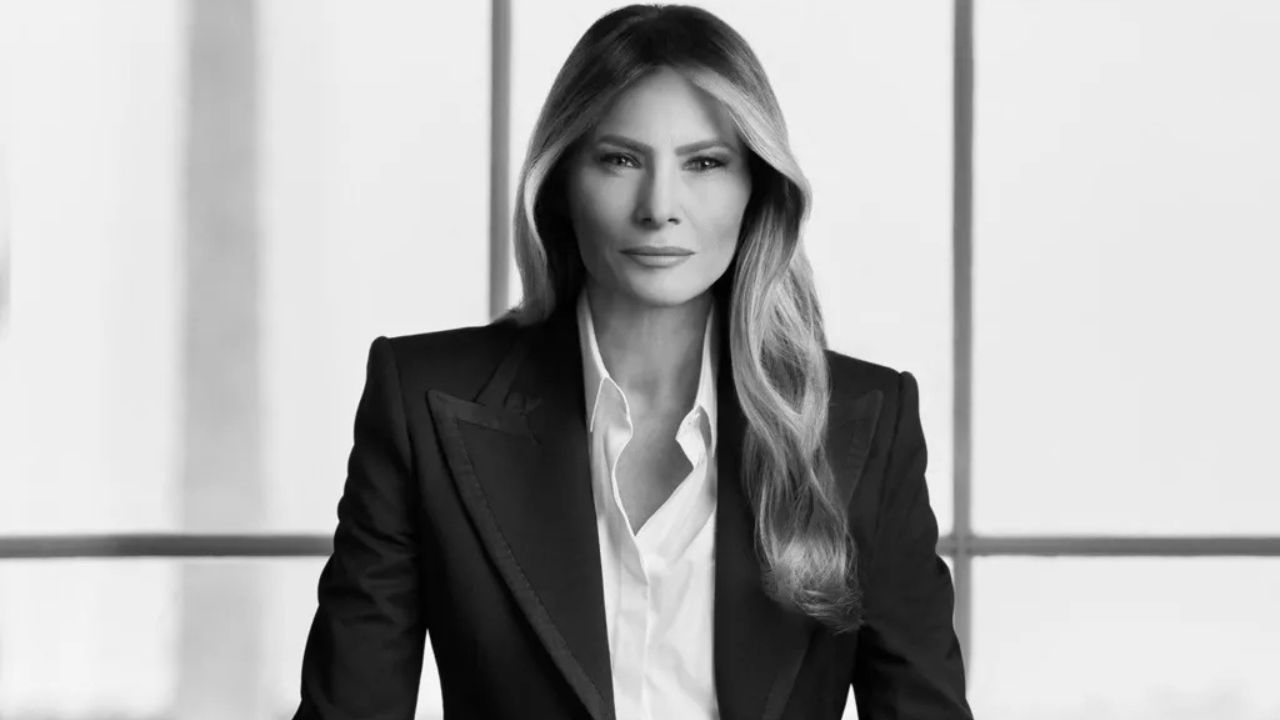 Melania Trump: Το επίσημο  πορτρέτο της «Πρώτης Κυρίας» των ΗΠΑ και οι συμβολισμοί του 1