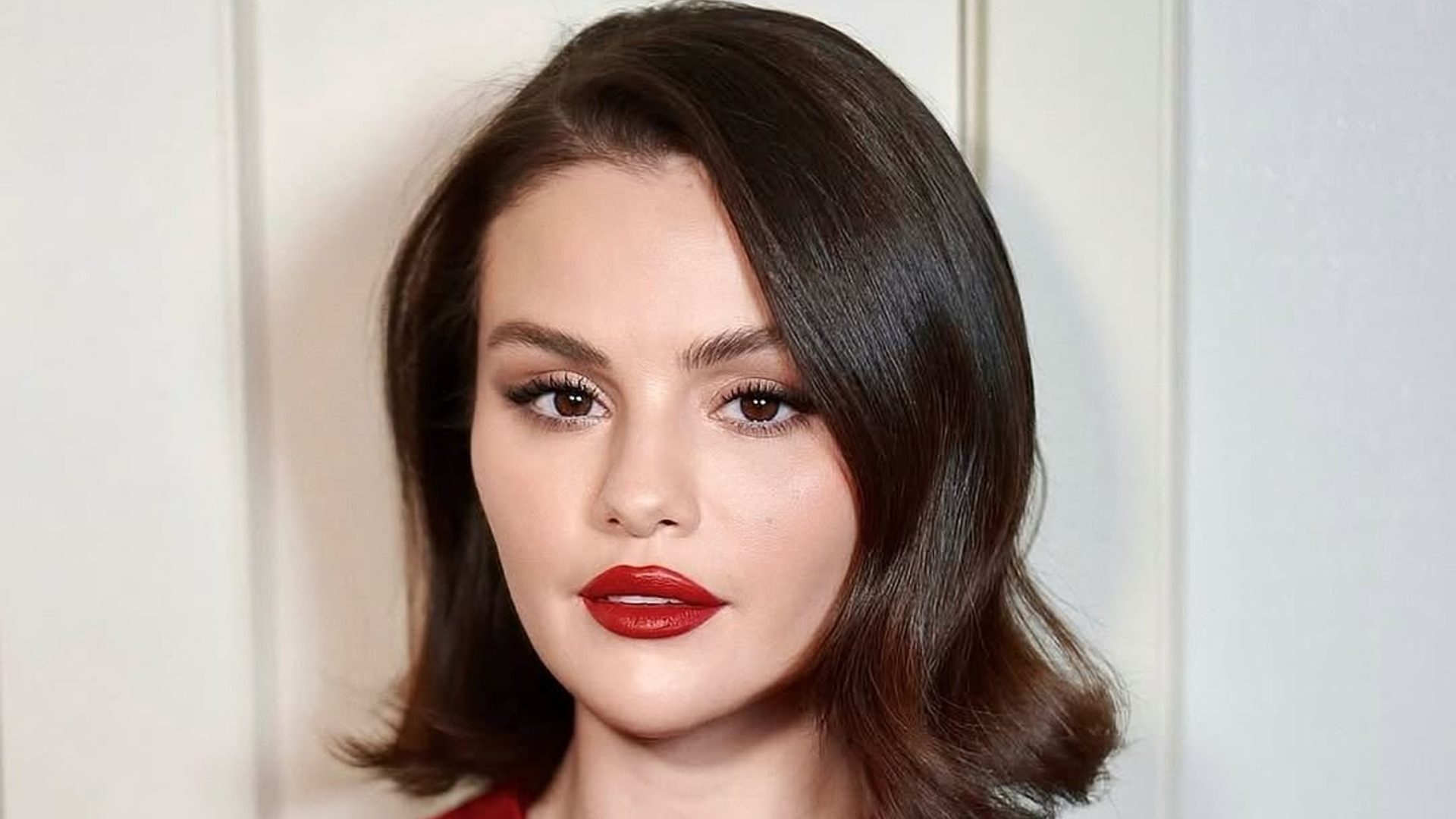 Selena Gomez: Έκανε το πιο απλό και κομψό μανικιούρ που έχουμε δει τελευταία 1