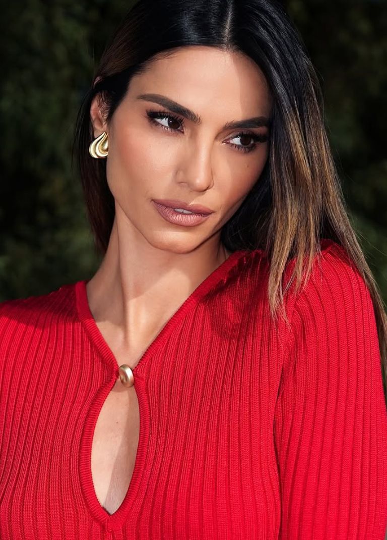 Η Ηλιάνα Παπαγεωργίου φοράει την ιδανική απόχρωση κραγιόν για όλες τις ώρες 2