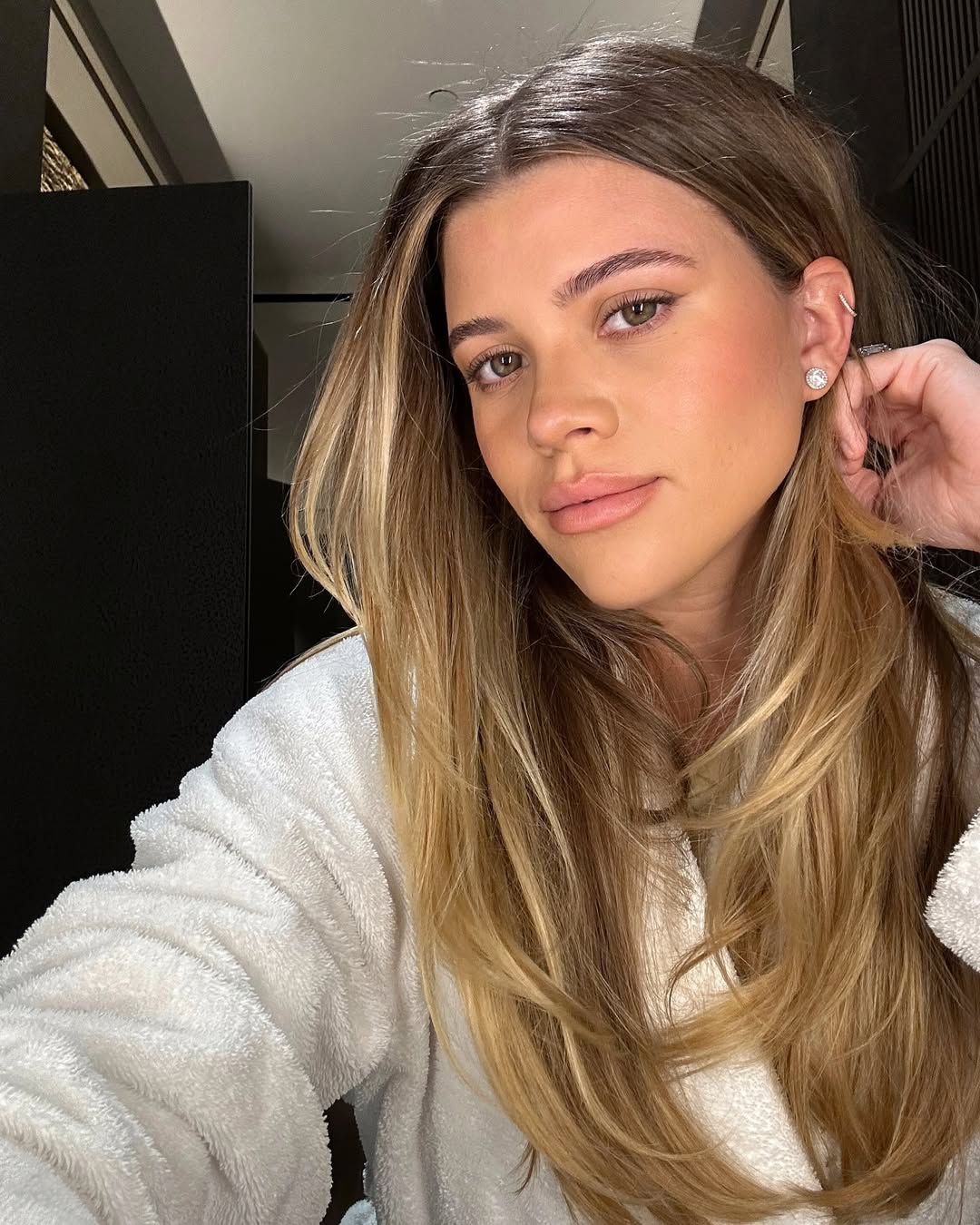 Sofia Richie: Λατρεύει το ανεπιτήδευτο μακιγιάζ και είναι η έμπνευση της ημέρας 2