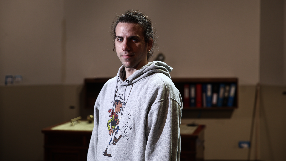 Σωτήρης Μανίκας – Σε πρώτο Ενικό: «Ο Καπουτζίδης έχει γράψει θαρραλέο κείμενο στην ”Καρυάτιδα”» 1