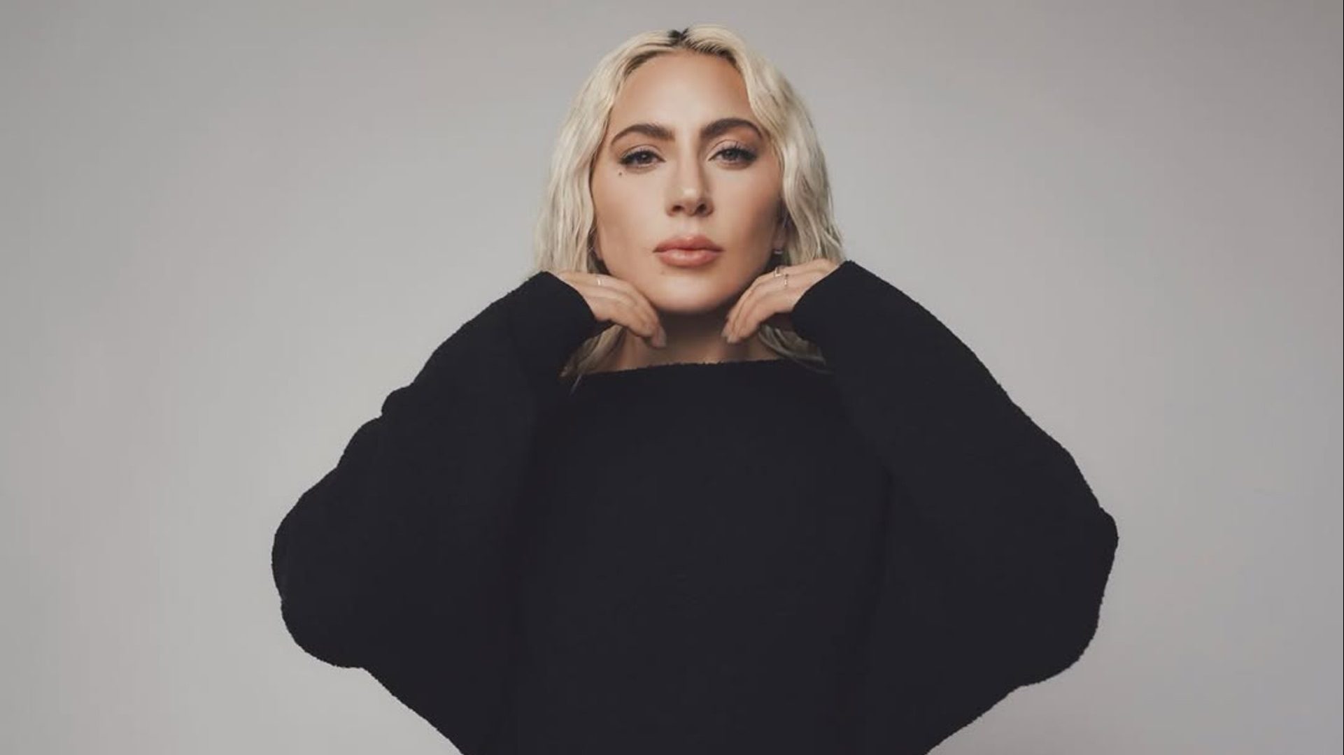 Η Lady Gaga άλλαξε πάλι τα μαλλιά της και φαίνεται να αναπολεί το παρελθόν 1