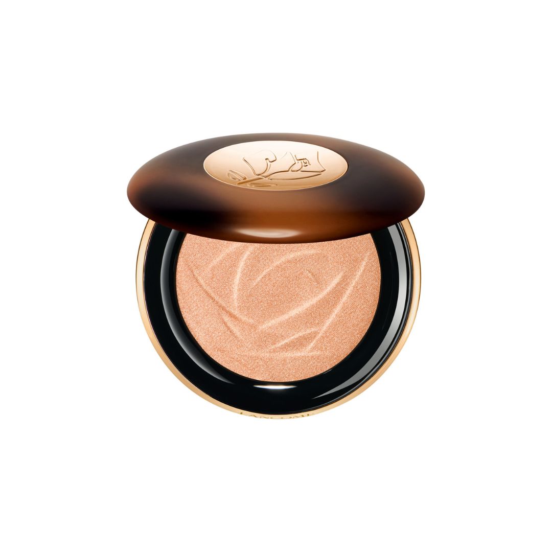 3+1 highlighters που χαρίζουν τέλεια λάμψη στην επιδερμίδα 3