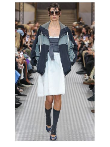 Αυτά είναι τα πανωφόρια που φοράνε τα cool κορίτσια την ‘Ανοιξη 4