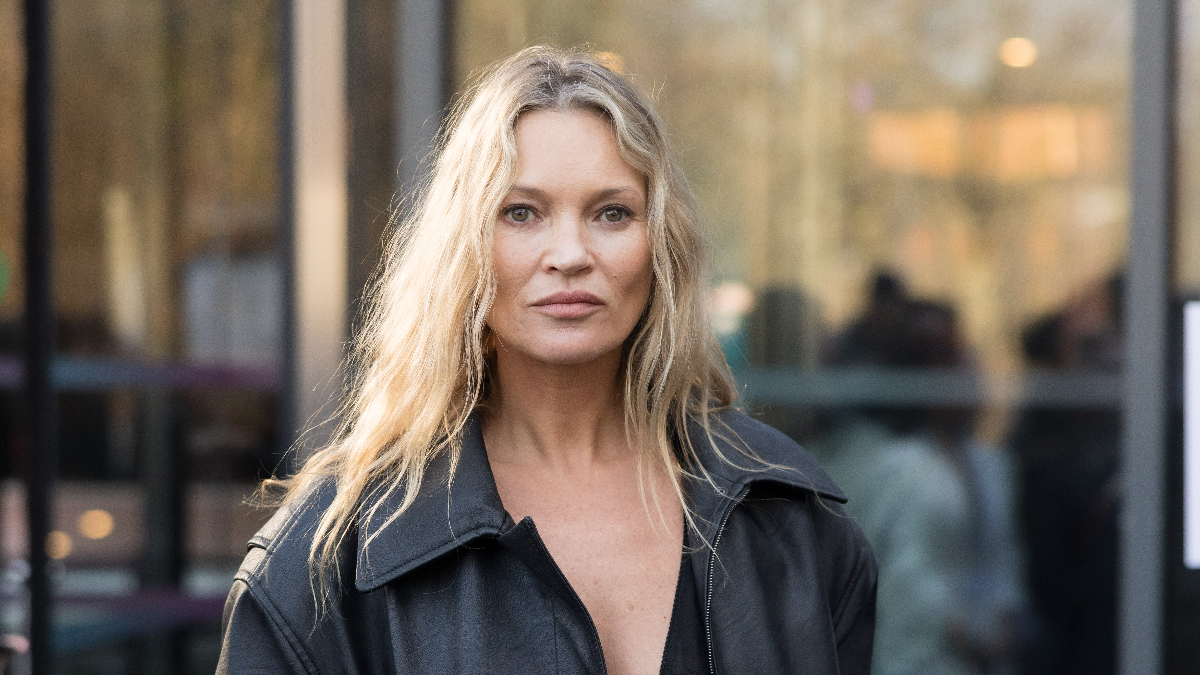 Τι συμβαίνει με την Kate Moss και οι θαυμαστές της ανησυχούν για την υγεία της; 1