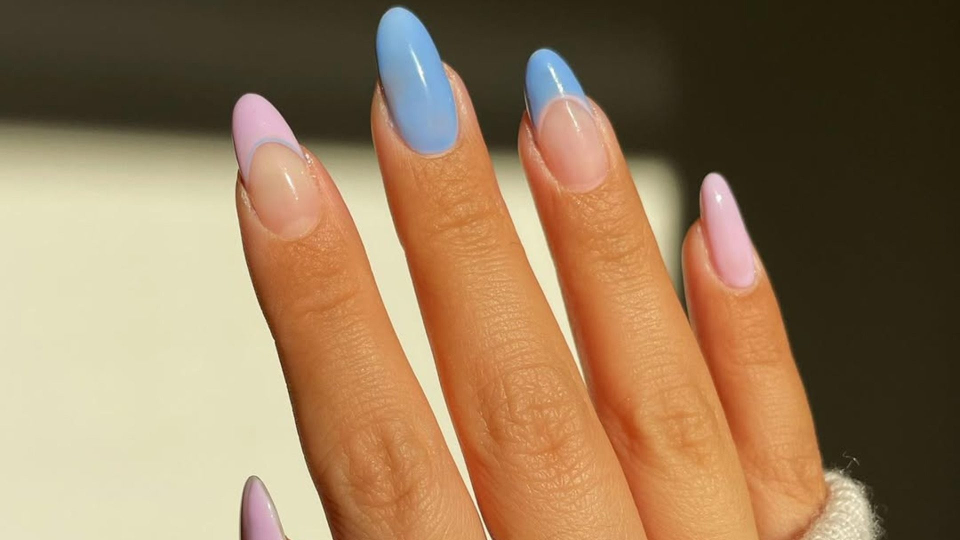 Τα παστέλ χρώματα και σχέδια νυχιών που είναι τέλεια για την άνοιξη 1