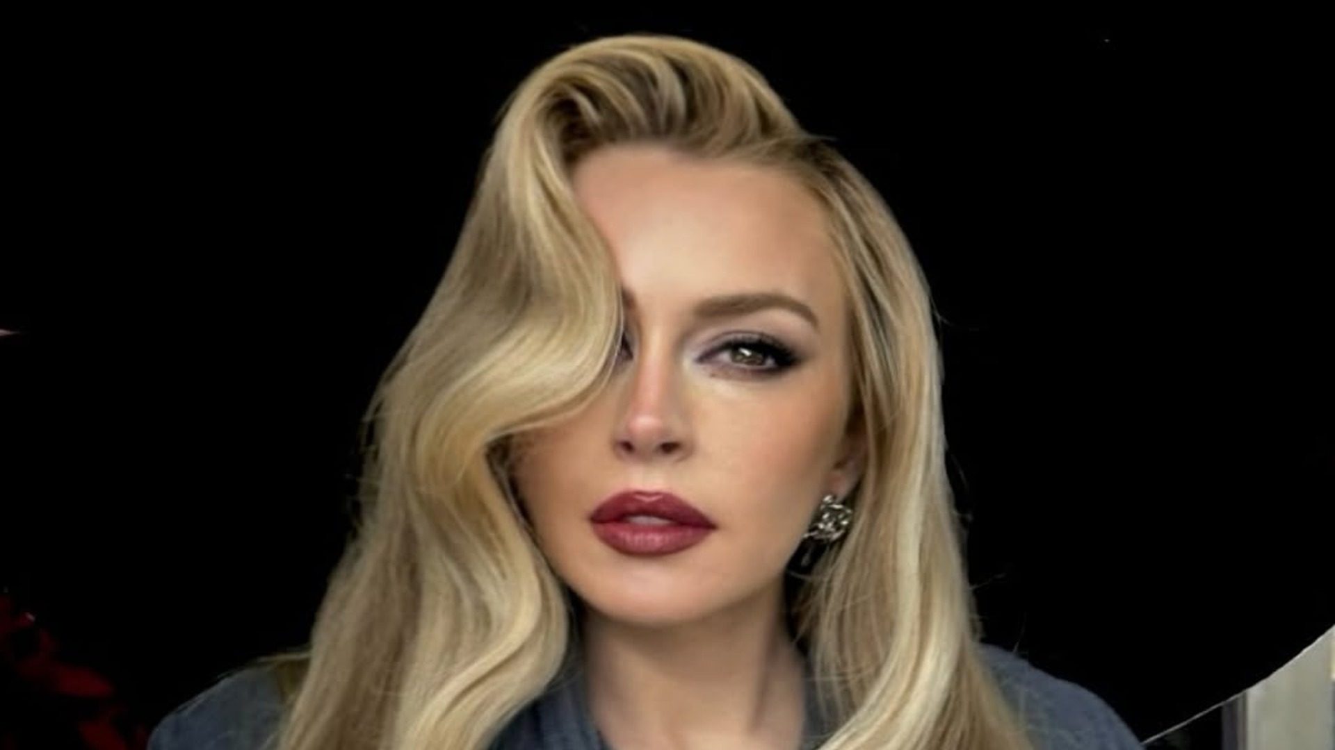 Lindsay Lohan: Ο τόνος του ξανθού της είναι τέλειος για την άνοιξη 1