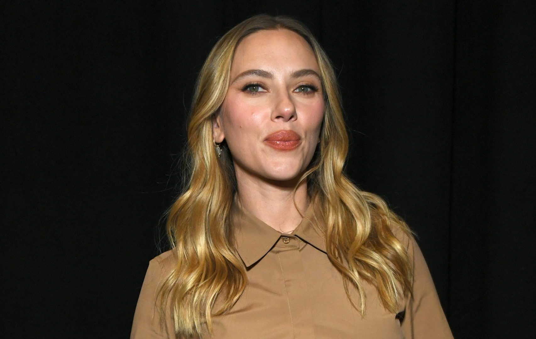 Scarlett Johansson: Το μακιγιάζ της μας πήγε για… σαφάρι 1