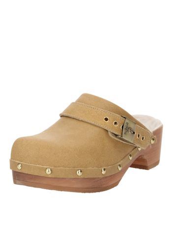 Clogs: Πώς να τα φορέσετε σαν fashion editor αυτή την άνοιξη – Plus τα ωραιότερα 5