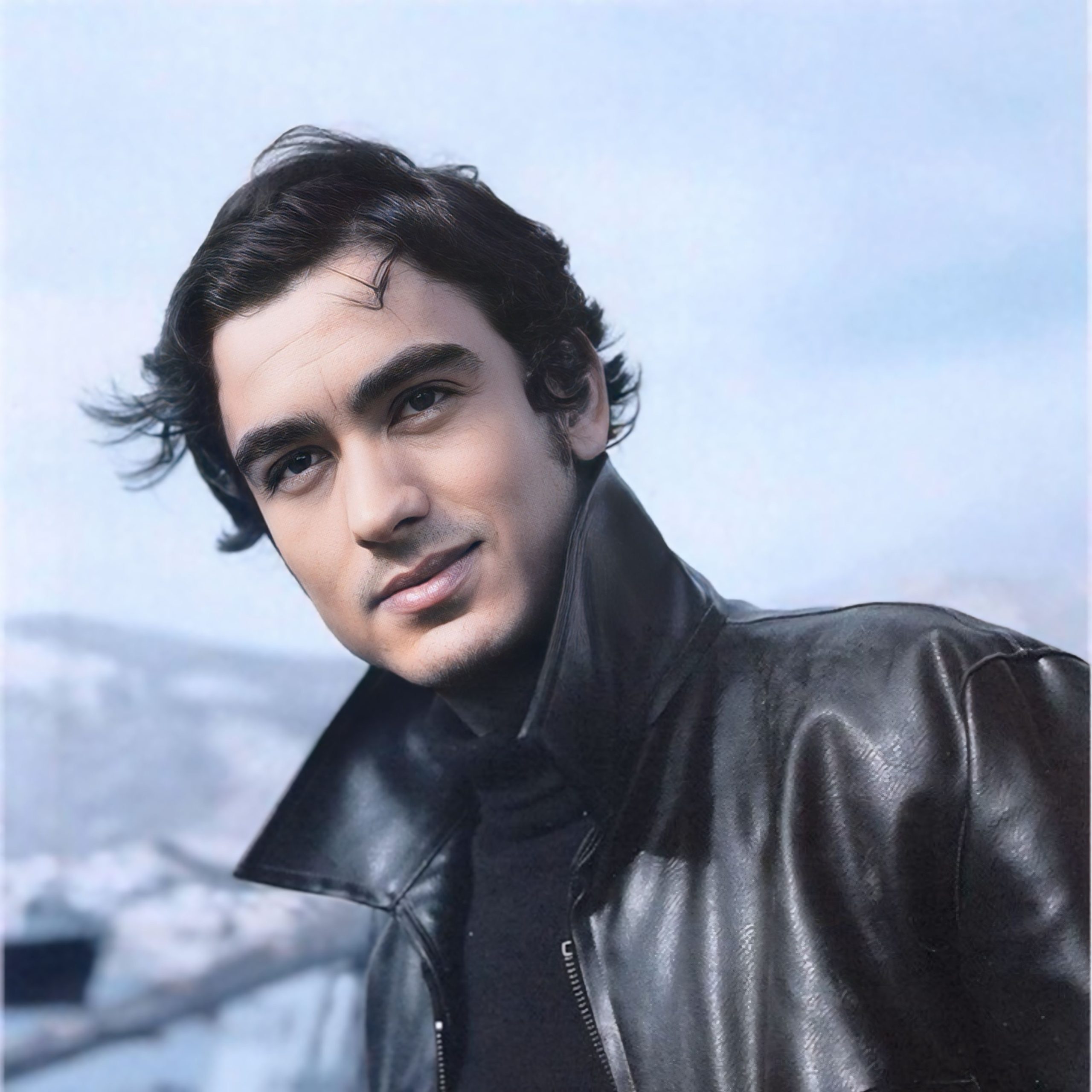 “Έφυγε” ο Νίκος Γαλανός: Η ζωή, η καριέρα και οι έρωτες του “αλλιώτικου” ζεν πρεμιέ 1