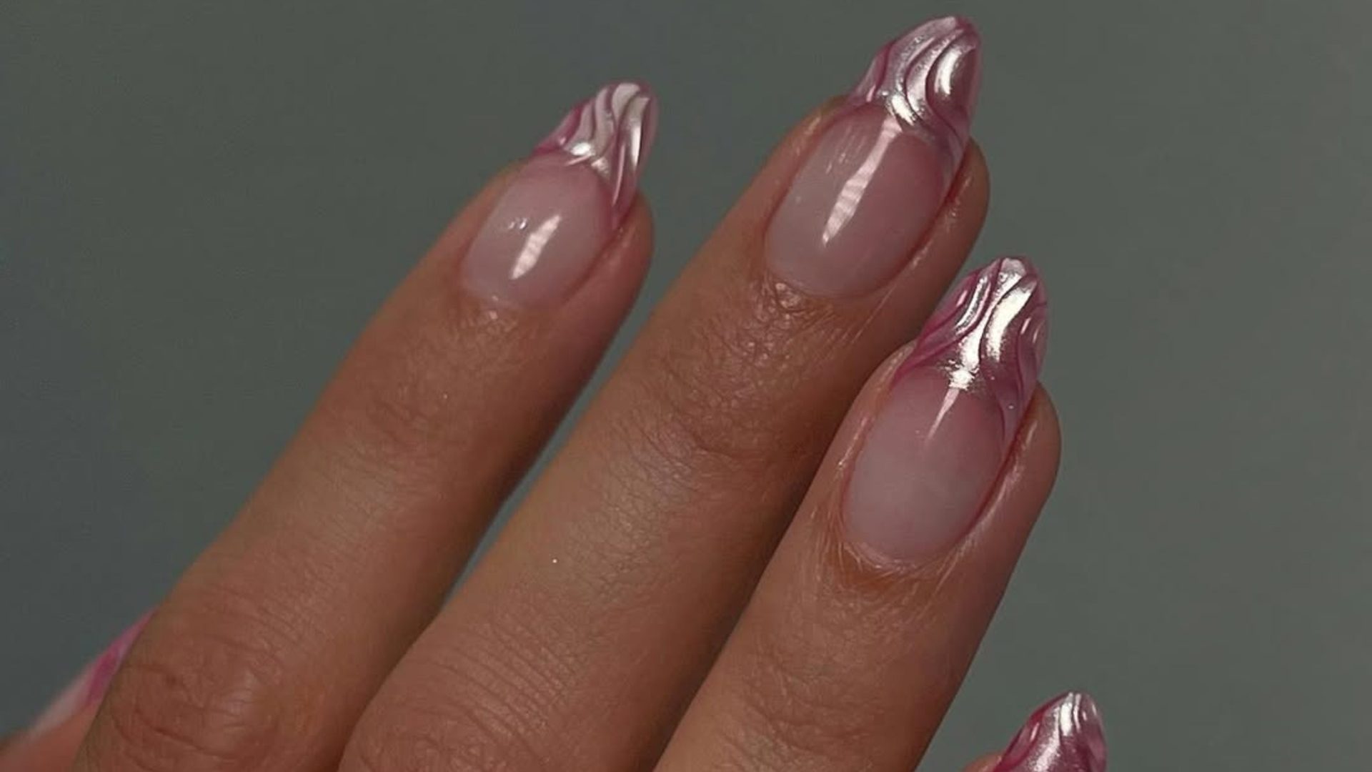 Βαρεθήκατε τα nude μανικιούρ; Αυτά είναι τα nail designs που πρέπει να υιοθετήσετε 1