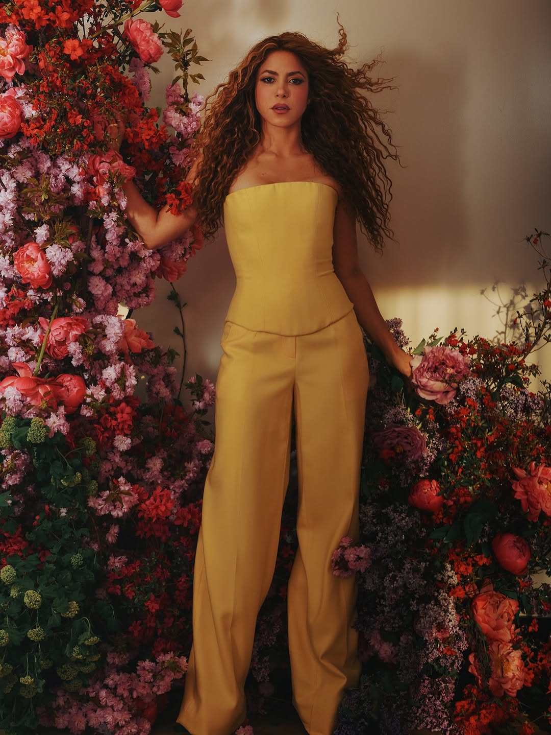 H Shakira λανσάρει δική της σειρά για την περιποίηση των μαλλιών 4