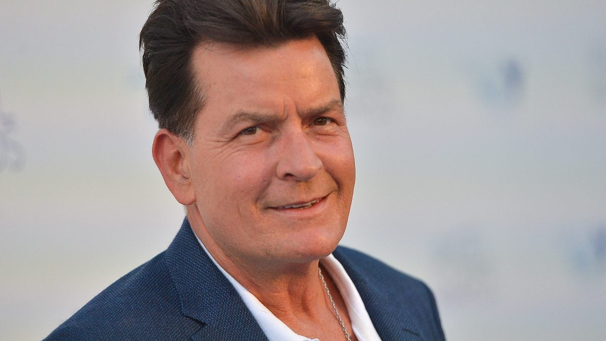 Η κόρη του Charlie Sheen, Sami, αποκαλύπτει ότι δεν έχει δει τον πατέρα της εδώ και 5 μήνες 1