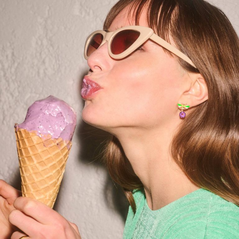 Η Ευγενία Σαμαρά φόρεσε το jewellery trend του καλοκαιριού και μας έπεισε να το δοκιμάσουμε κι εμείς 2