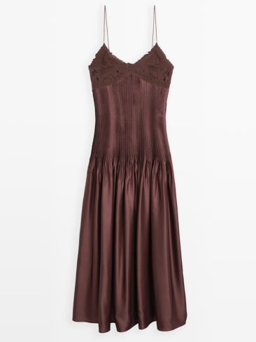 Πώς να φορέσετε το slip dress με στιλ σε κάθε ηλικία, περίσταση και διάθεση 4