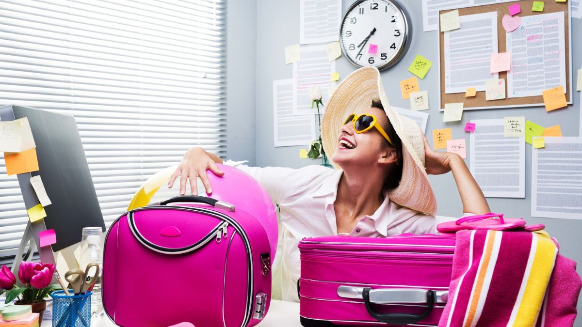 Πώς να μην καταρρεύσετε στο γραφείο μέχρι την καλοκαιρινή άδεια: Οδηγός επιβίωσης 1