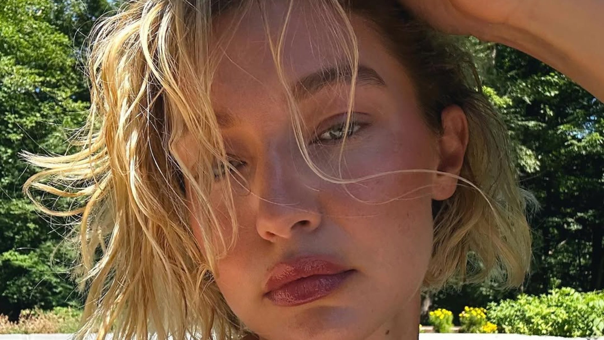 Φεύγετε διακοπές; Τα εύκολα makeup looks που πρέπει να υιοθετήσετε 1