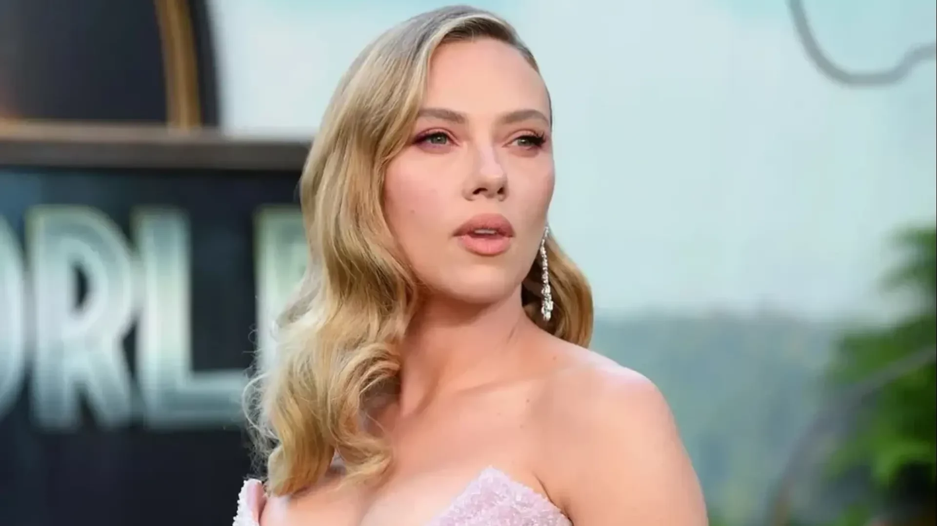 Το μονοχρωματικό μακιγιάζ της Scarlett Johansson που θα αντιγράψουμε 1