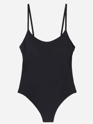 Κεφάλαιο βαλίτσα: Τι παίρνουν μαζί οι πραγματικά στιλάτες 3