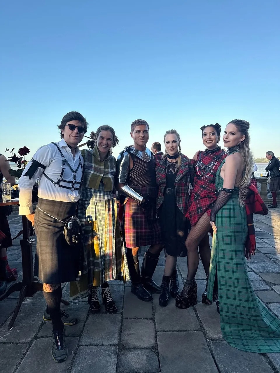 Ηλέκτρα Νιάρχου: Το θεματικό πάρτι γενεθλίων της σε σκωτσέζικο κάστρο με κιλτ φούστες και καρό φορέματα 2