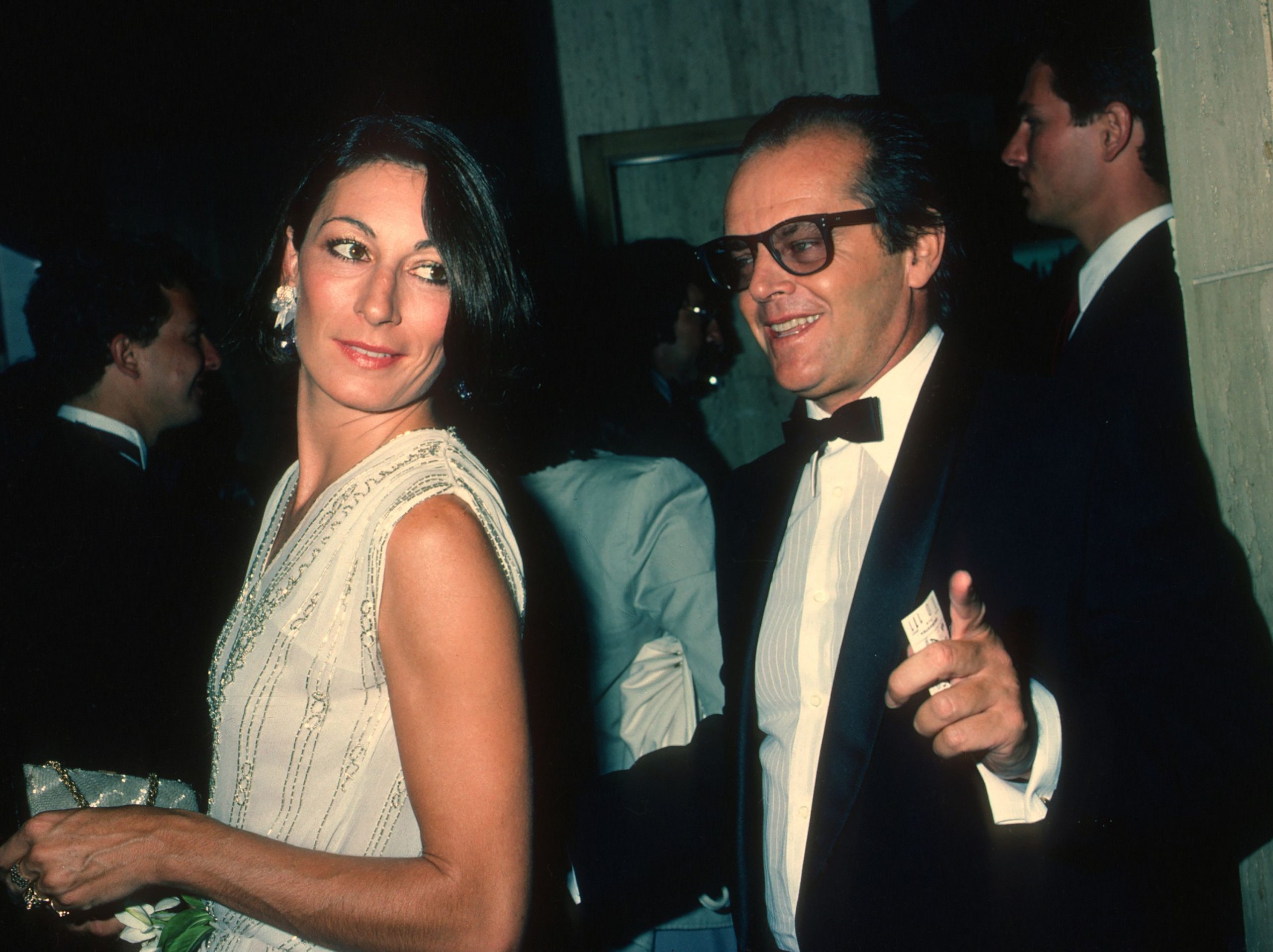 Η Anjelica Huston έβγαινε με τον Jack Nicholson για 17 χρόνια- «Η κατανόηση είναι καλύτερη από τη δέσμευση» 1