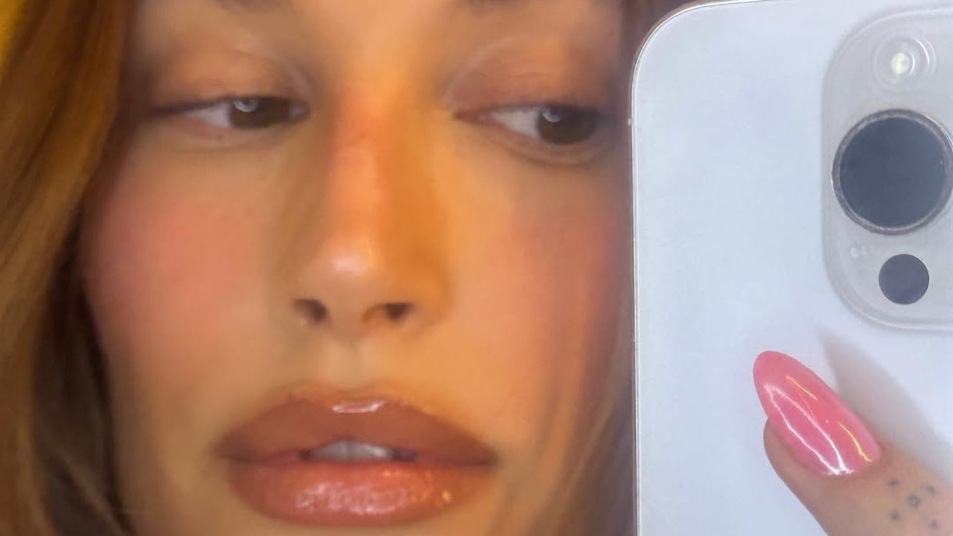 Sparkling rosé nails: Από το ποτήρι σας… στα νύχια σας! 1