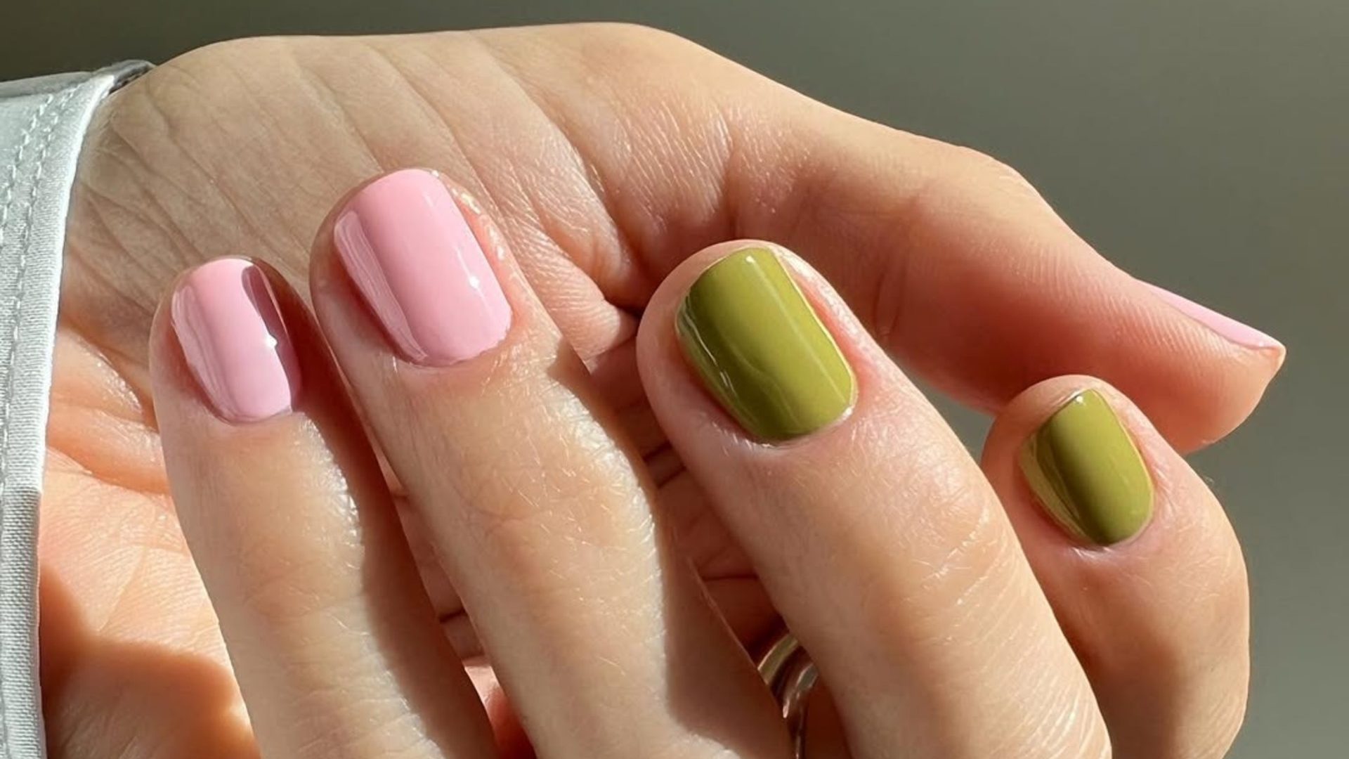 Τα princess cake nails συνδυάζουν την κομψότητα με το παιχνιδιάρικο στιλ του καλοκαιριού 1