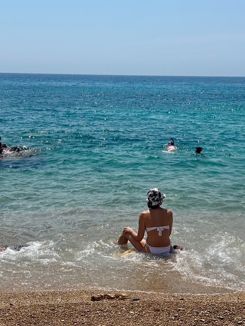 Μαρία Ναυπλιώτου – Απολαμβάνει τις διακοπές της στη Χίο, πιο όμορφη από ποτέ 3