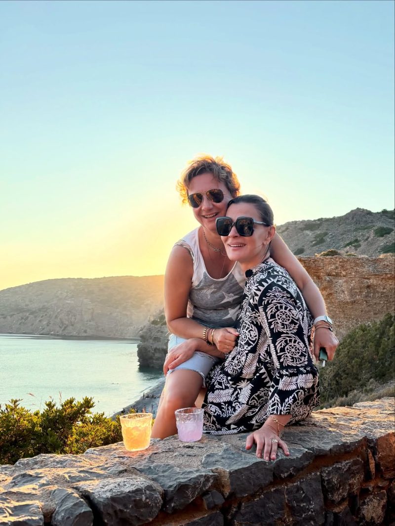 Μαρία Ναυπλιώτου – Απολαμβάνει τις διακοπές της στη Χίο, πιο όμορφη από ποτέ 6