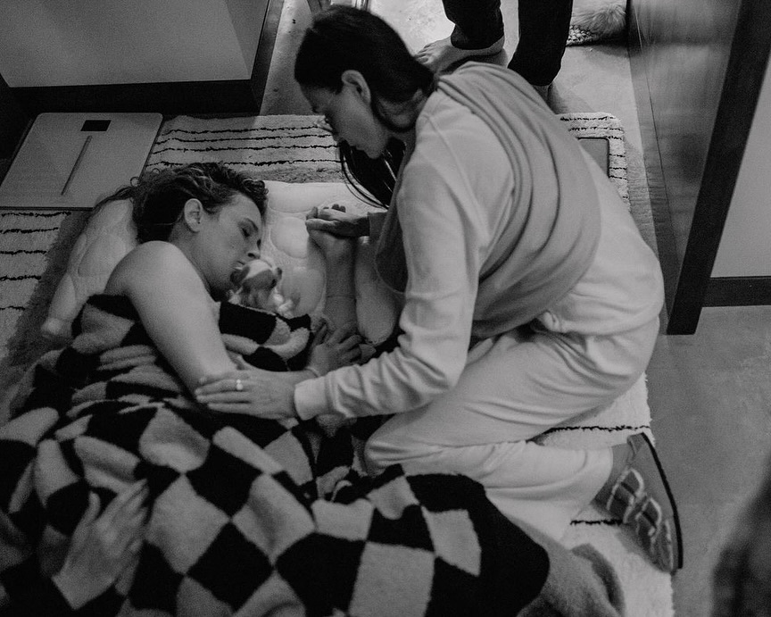 H Demi Moore εύχεται στην κόρη της για τα γενέθλιά της με σπάνιες φωτογραφίες 4