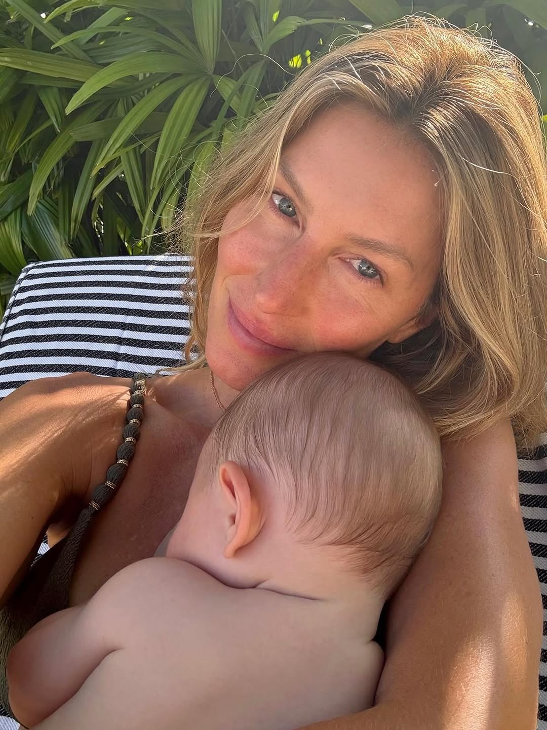 Gisele Bündchen: Μας δείχνει πώς πέρασε το πιο γλυκό καλοκάιρι με το μωρό της 5