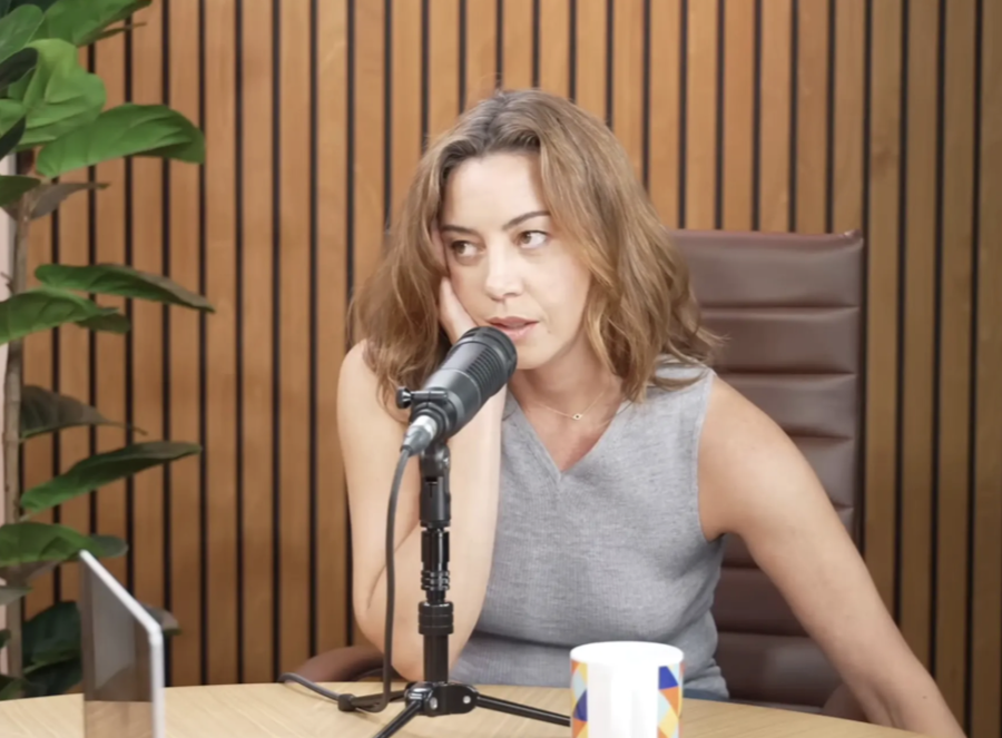 Η Aubrey Plaza μιλά για πρώτη φορά δημόσια μετά την αυτοκτονία του συζύγου της 1