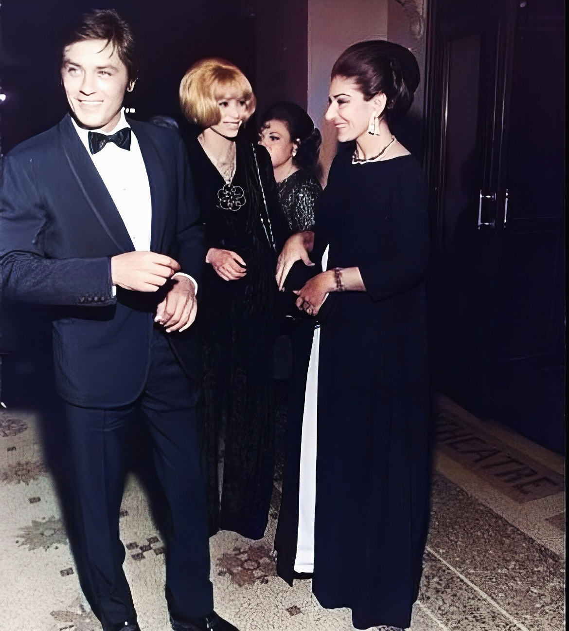 Vintage Red Carpet: 10 αξέχαστες ελληνικές εμφανίσεις 9