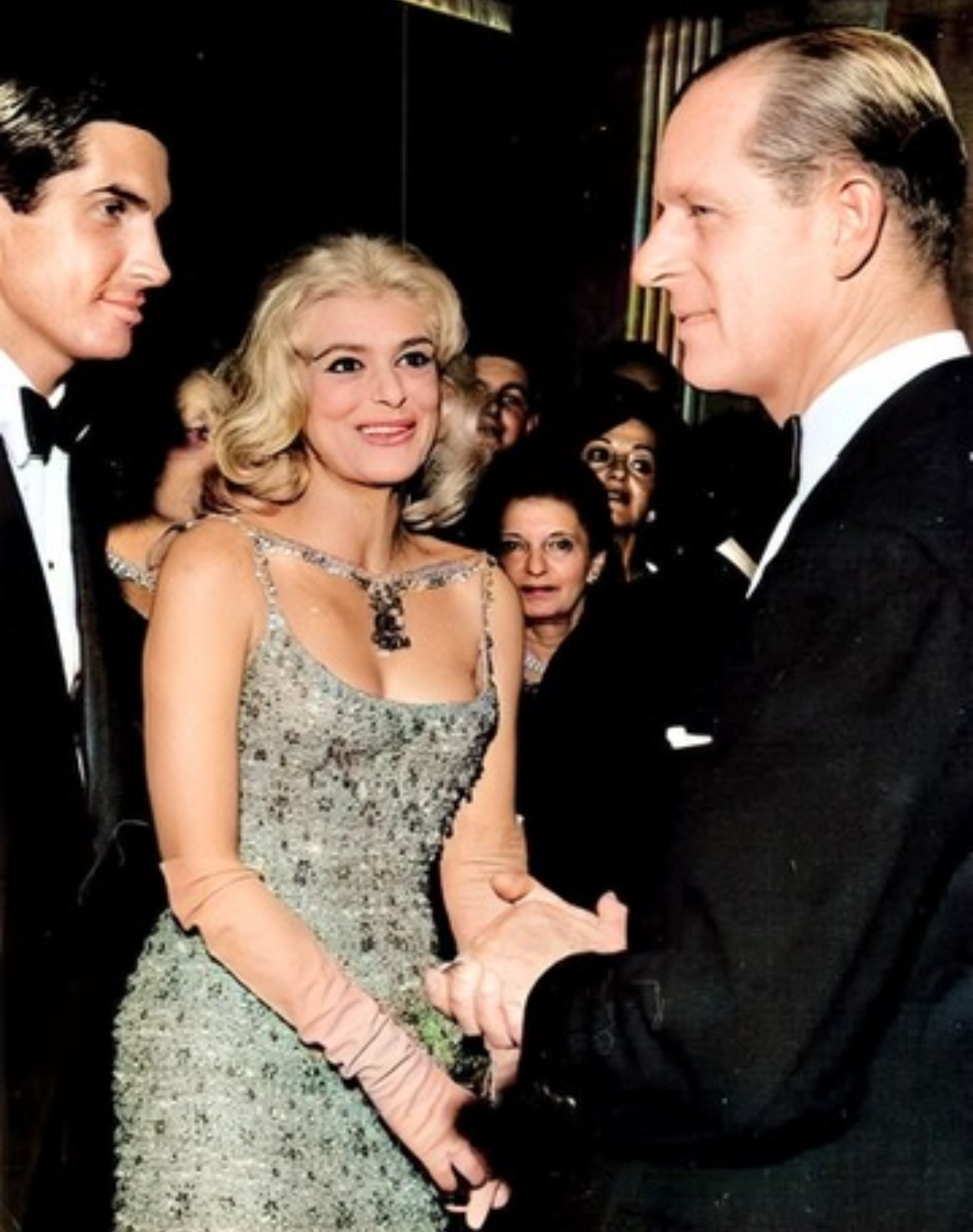 Vintage Red Carpet: 10 αξέχαστες ελληνικές εμφανίσεις 4