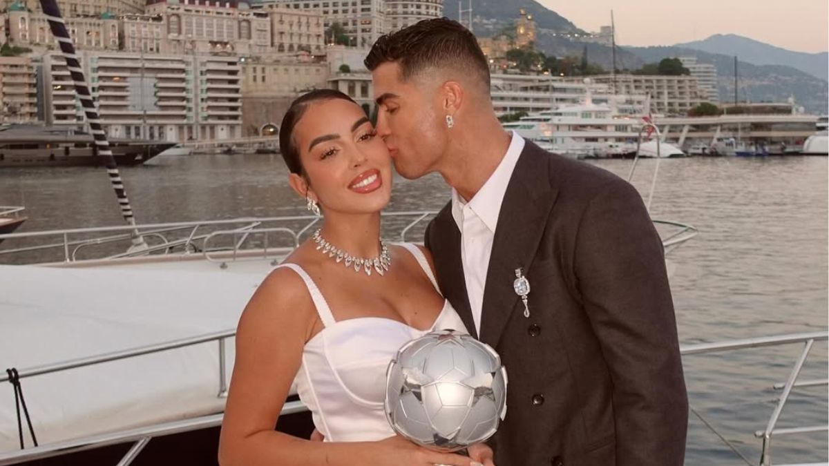 Η πρόταση γάμου του Cristiano Ronaldo στη Georgina Rodríguez και το εκθαμβωτικό δαχτυλίδι που τράβηξε όλα τα βλέμματα 1
